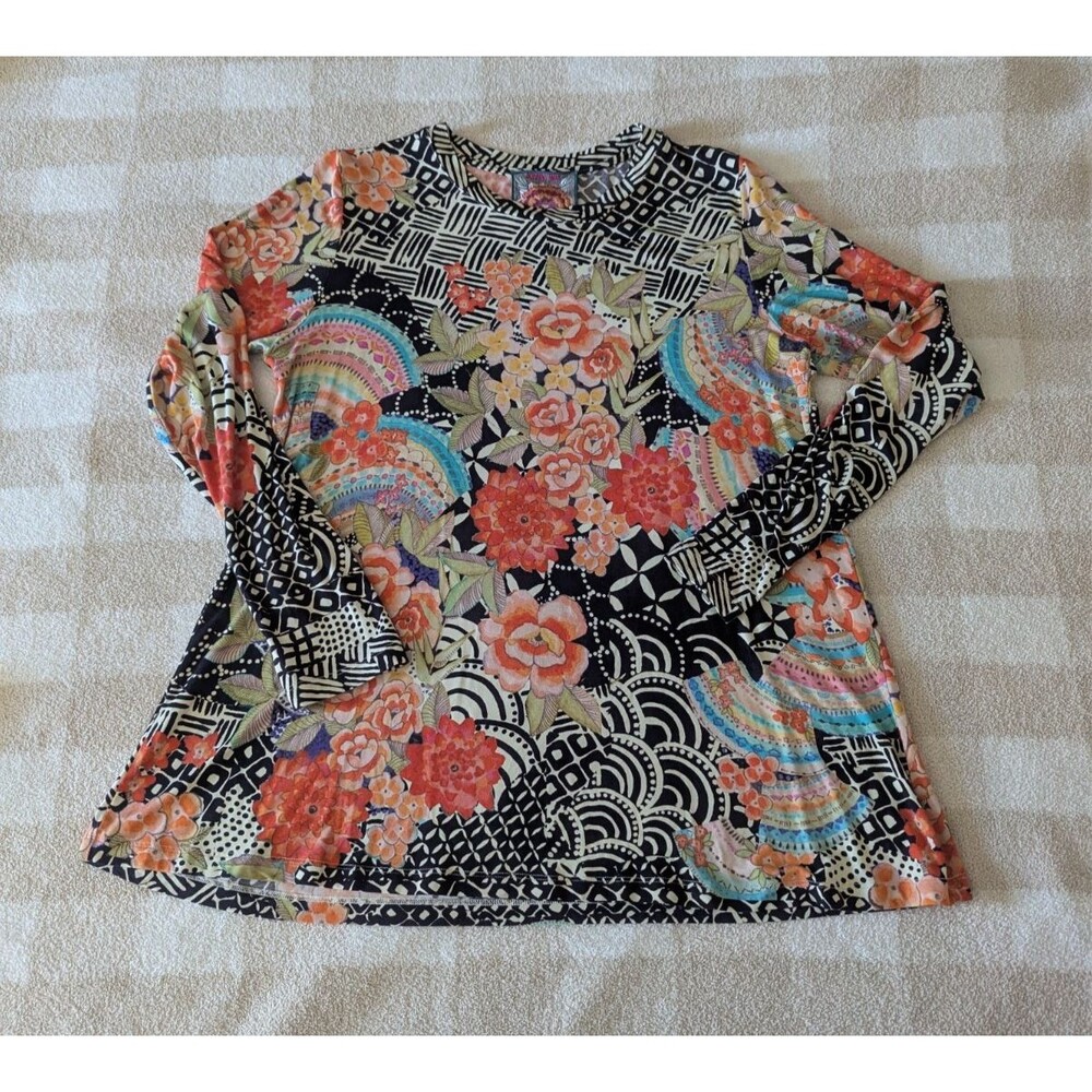 Johnny was Sunrise Favorite Patchwork Floral Geo Print long  Tee Shirt artsy M